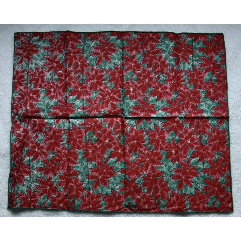Set of 4 Christmas Poinsettia Cloth Napkins Red Green Gold Holiday Table Linen